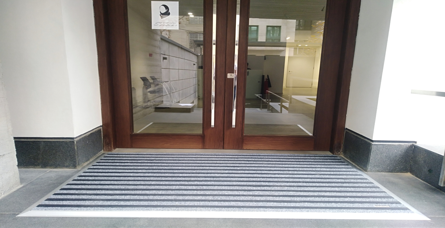 راهنمای جامع، پیشرفته و کامل شستشو و نگهداری پادری آلومینیومی