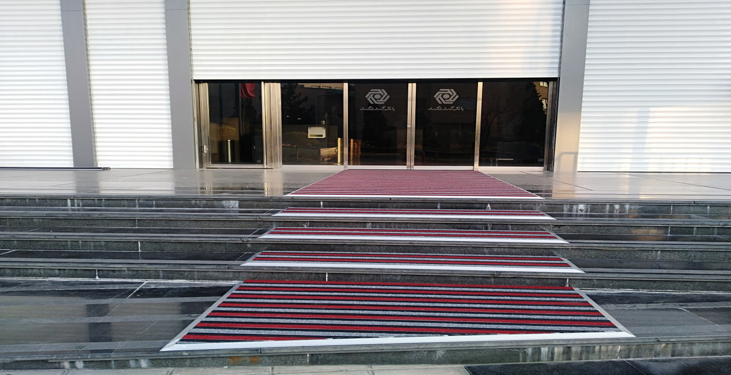 چرا پادری آلومینیومی درمت بهترین انتخاب برای پاساژها است؟