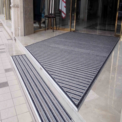 پادری آلومینیومی: راهی برای ایجاد ورودی ایمن و زیبا